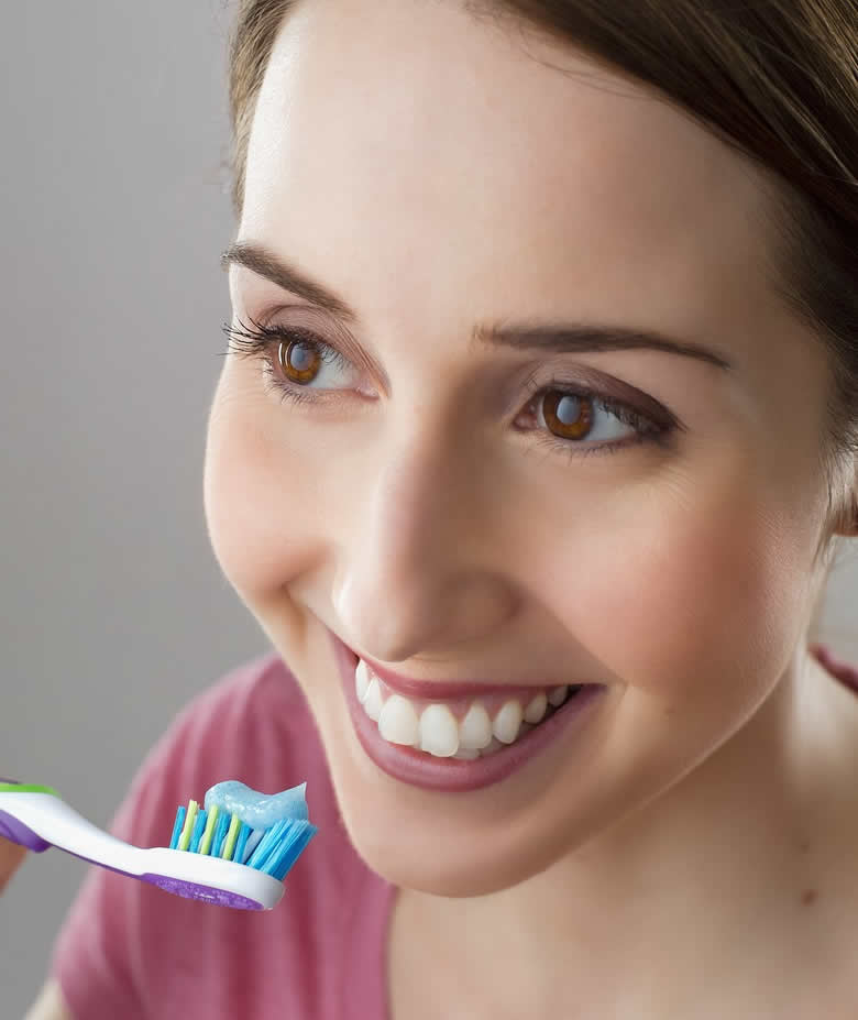  Doğru diş fırçalama bilgileri